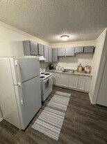 4471 High St, Unit 81-5 in Ecorse, MI - Building Photo