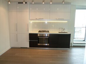 189 Keefer St in Vancouver, BC - Building Photo - Building Photo