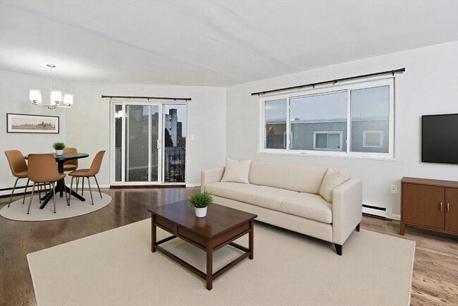 35 Webster St in Boston, MA - Building Photo - Building Photo