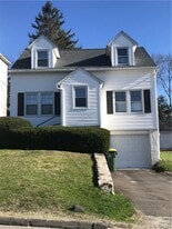 205 Chipman St in Waterbury, CT - Building Photo