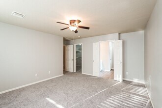 1710 Leafhopper Ln in Conroe, TX - Building Photo - Building Photo