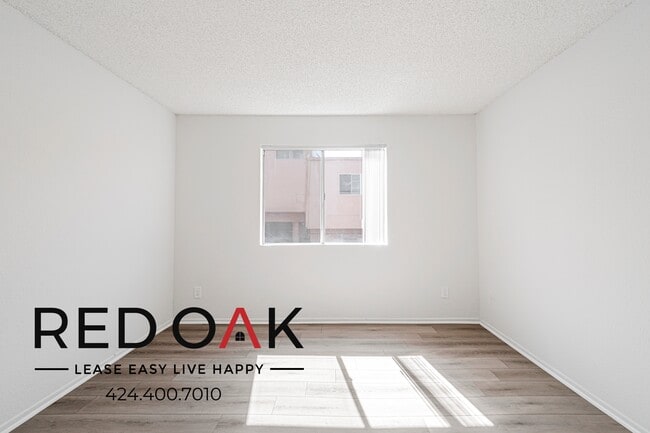 10346 Commerce Ave in Los Angeles, CA - Building Photo - Building Photo