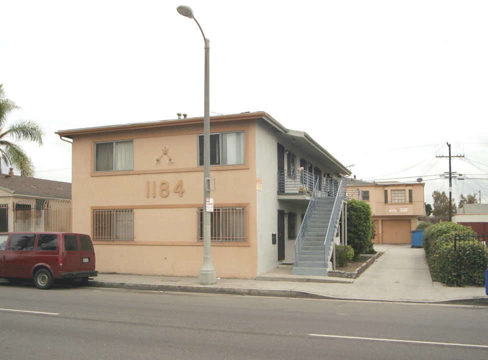 1184 Exposition Blvd in Los Angeles, CA - Building Photo