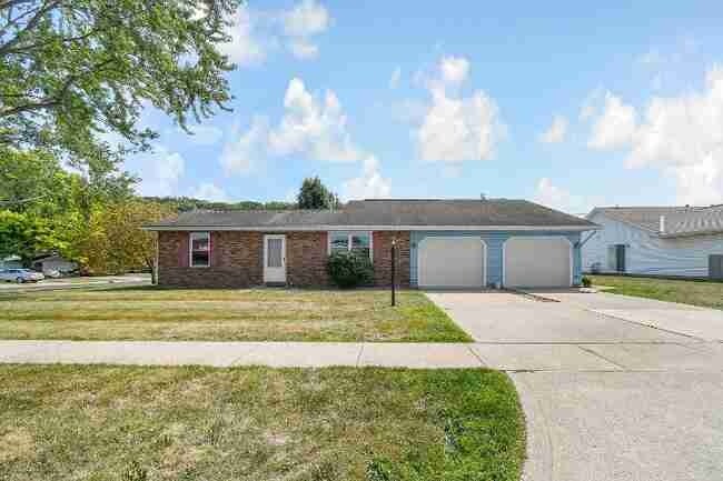 property at 657 E Crest Dr