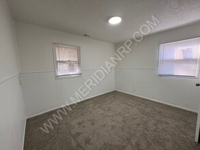 4421 Oliver St in Fort Wayne, IN - Foto de edificio - Building Photo