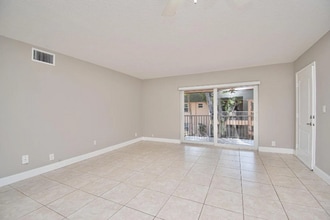 770 SE 2nd Ave in Deerfield Beach, FL - Building Photo - Building Photo