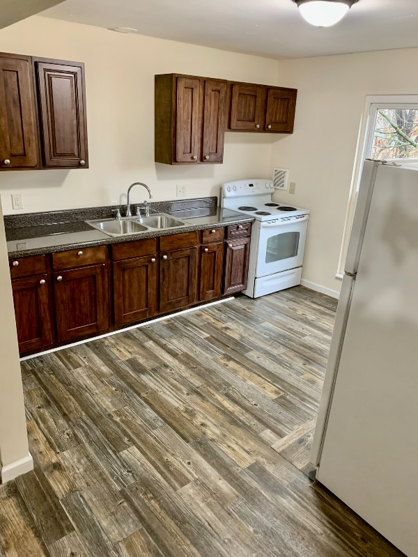 property at 139 Hendricks Blvd