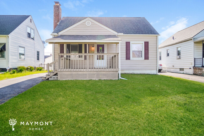 property at 766 S Harris Ave
