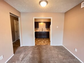 7100 Van Dorn St, Unit 40 in Lincoln, NE - Building Photo - Building Photo