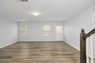 2311 S Rim in San Antonio, TX - Building Photo - Building Photo
