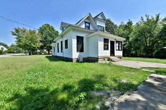 101 10th St in Mena, AR - Building Photo - Building Photo