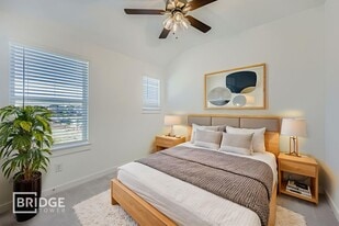 211 Marcus St in Arlington, TX - Building Photo