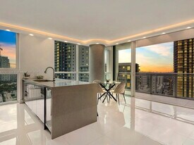 1080 Brickell Ave in Miami, FL - Building Photo