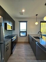 199 Gardner St in Boston, MA - Building Photo