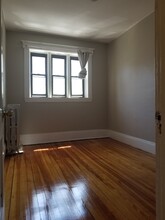 63 Burbank St, Unit 14 in Boston, MA - Building Photo - Building Photo