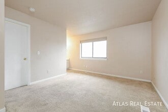 14255 E Montana Cir in Aurora, CO - Building Photo - Building Photo
