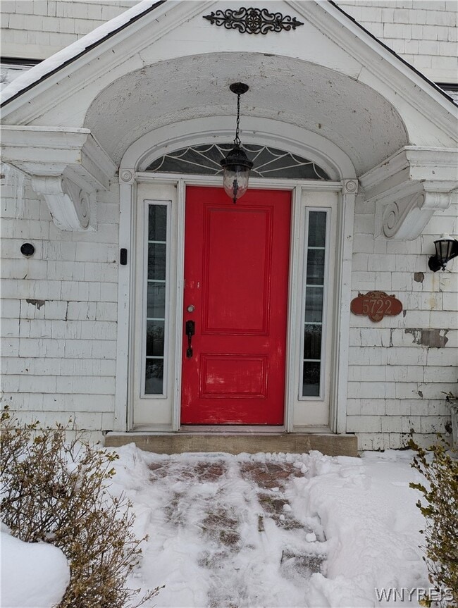 5722 Buffalo Ave in Niagara Falls, NY - Building Photo - Building Photo