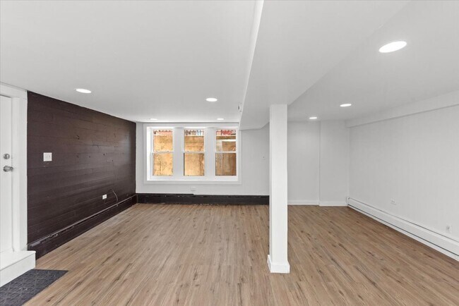 2254 W Coulter St in Chicago, IL - Building Photo - Building Photo