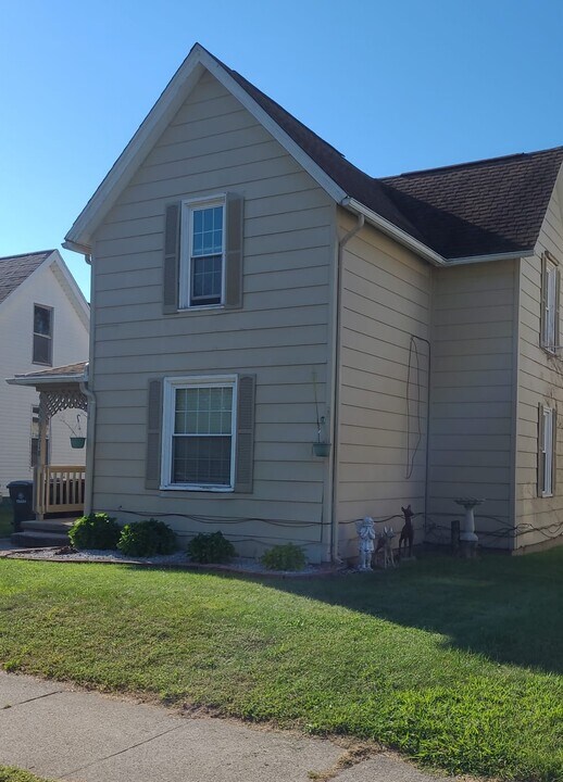 2018 Bertrand St in South Bend, IN - Building Photo