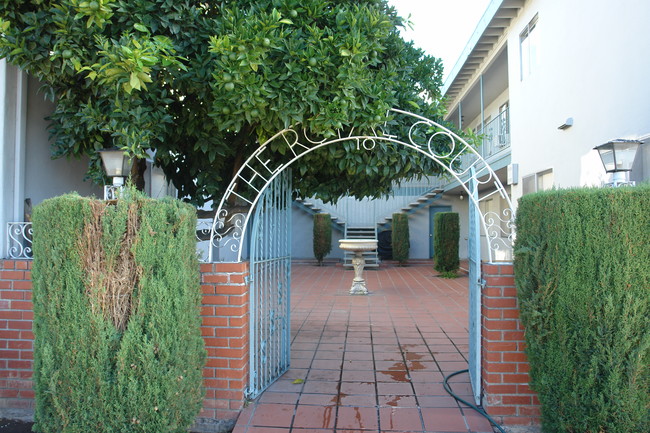 The Royal Court in San Jose, CA - Foto de edificio - Building Photo