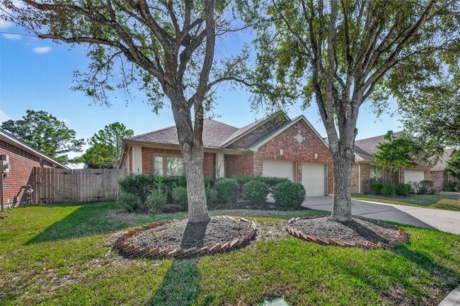 13406 Moonlit Lake Ln in Pearland, TX - Building Photo - Building Photo