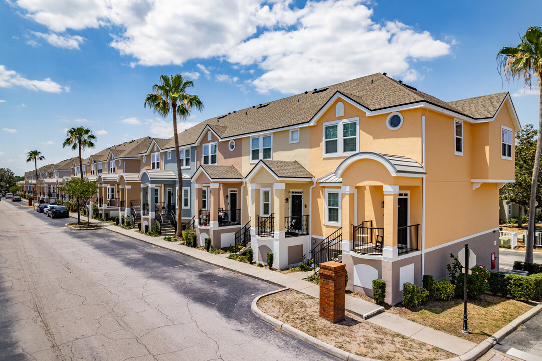 Hamptons at Metrowest in Orlando, FL - Building Photo