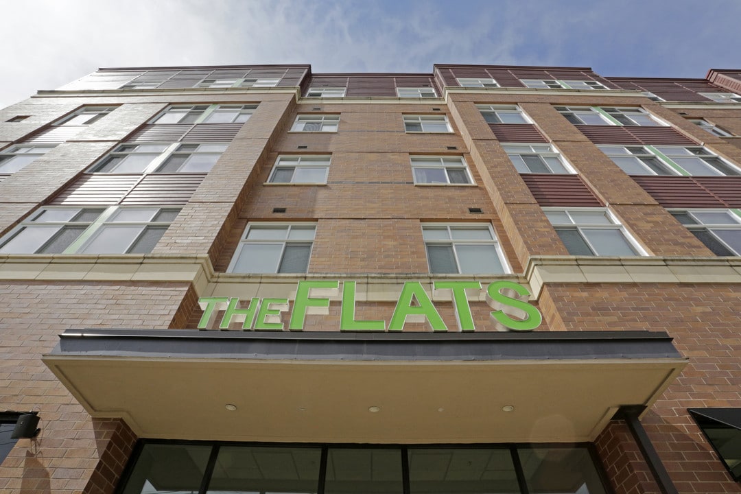 The Flats in Normal, IL - Building Photo