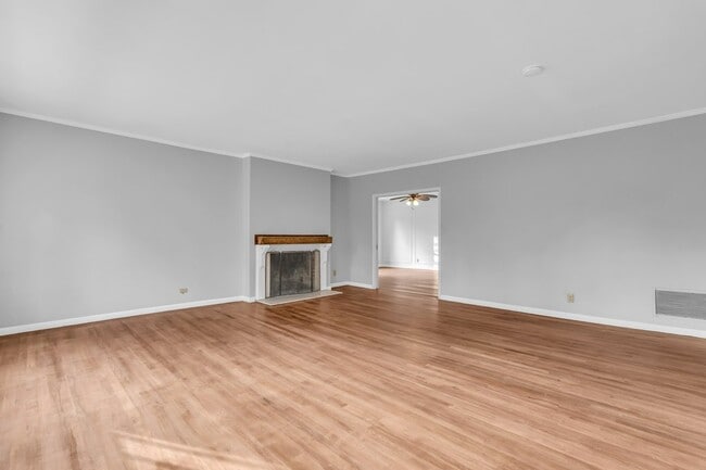 905 8th Ave N in Columbus, MS - Foto de edificio - Building Photo