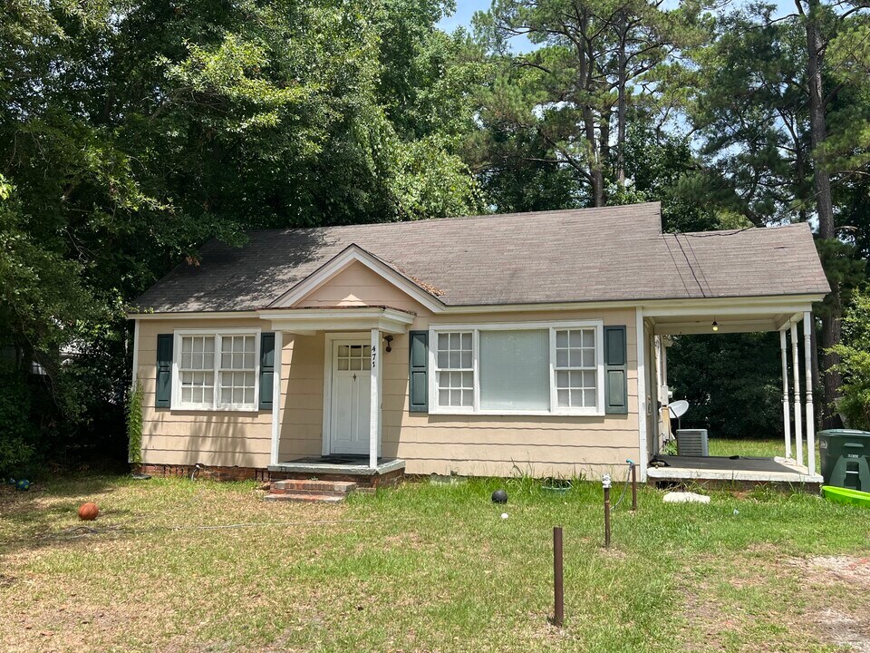 471 Dogwood Dr in Sumter, SC - Building Photo