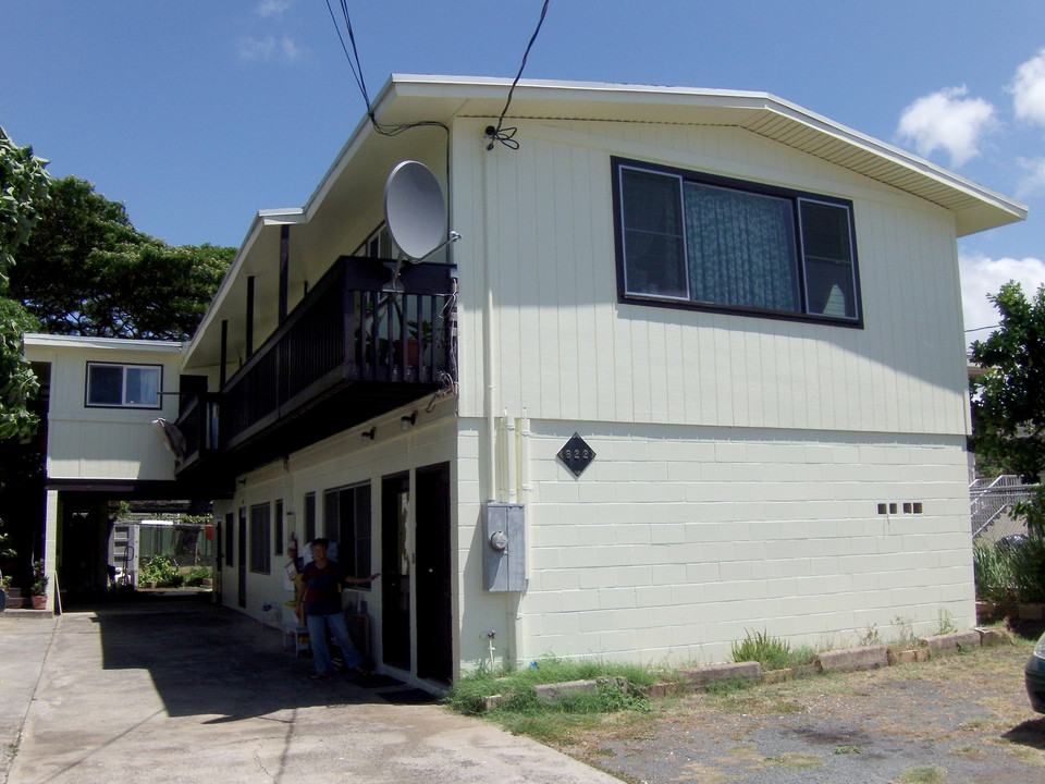 822 Olokele Ave in Honolulu, HI - Building Photo