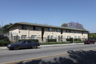 Briggs Apartments