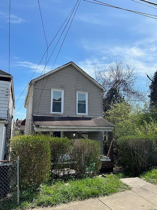 property at 340 W 12th Ave