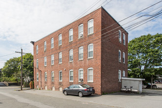 278 Water St in Wakefield, MA - Building Photo - Building Photo