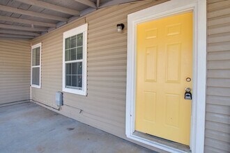 3701-3703 Fairview St SW in Huntsville, AL - Building Photo - Building Photo