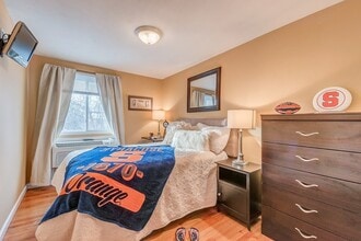 259 Robert Dr in Syracuse, NY - Building Photo - Building Photo