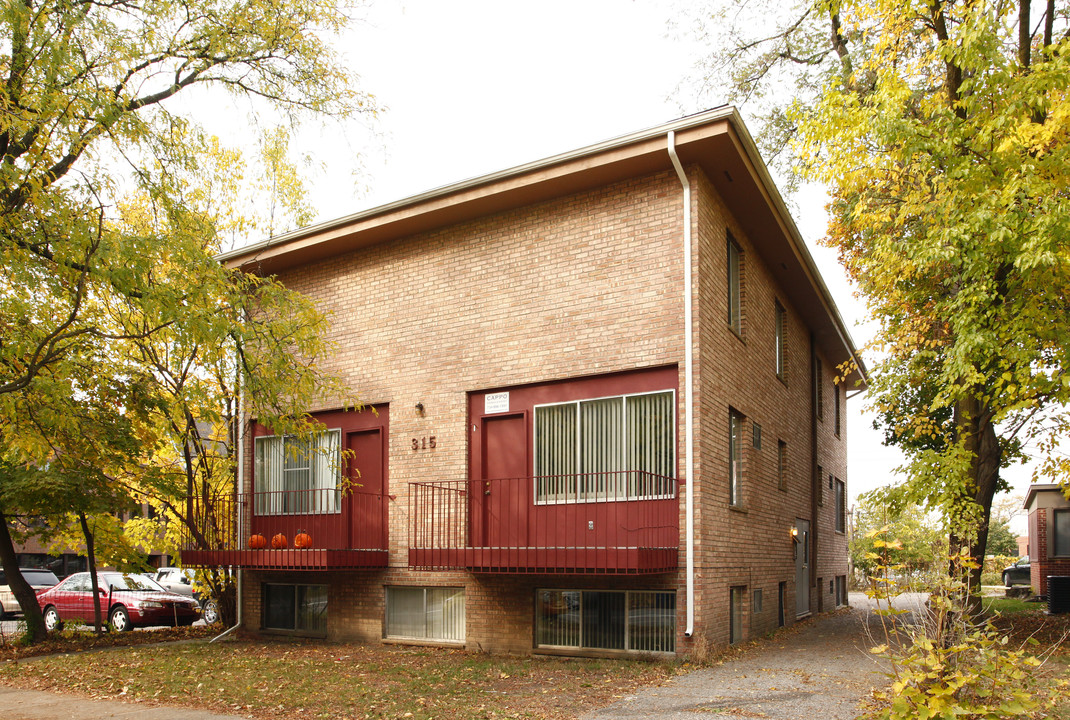 315 Catherine St in Ann Arbor, MI - Building Photo