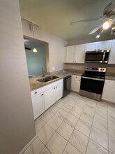 1403 Lakeview Dr E, Unit 1403 in Royal Palm Beach, FL - Building Photo - Building Photo