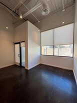 3012 Clover St in Dallas, TX - Building Photo - Building Photo