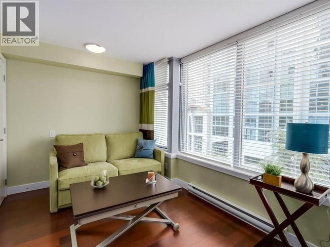 1255 Seymour St in Vancouver, BC - Building Photo - Building Photo