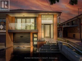 62 Davelayne Rd in Toronto, ON - Building Photo