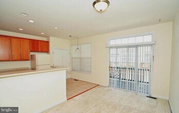 2303 Huntington Ave in Alexandria, VA - Building Photo - Building Photo
