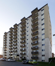 Mayview Towers in Ottawa, ON - Building Photo - Building Photo