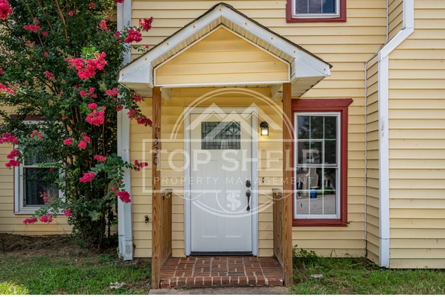 1330 Kennesaw Trace Ct