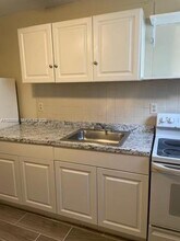 2930 NW 8th St in Fort Lauderdale, FL - Building Photo - Building Photo