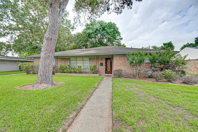 property at 5734 Spellman Rd