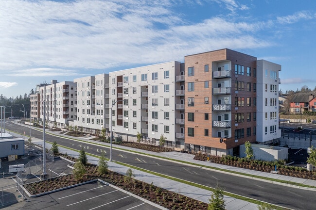 Knox in Lynnwood, WA - Foto de edificio - Building Photo