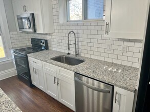 891 Wilson Ave in Columbus, OH - Foto de edificio - Building Photo