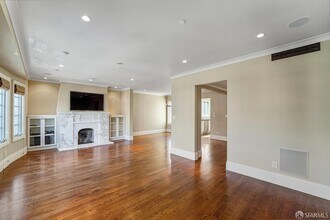 33 Mallorca Way in San Francisco, CA - Building Photo - Building Photo