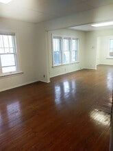 1529 North Ave in Waukegan, IL - Building Photo - Building Photo