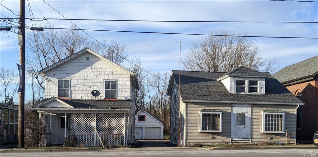 10668 Main St in Clarence, NY - Building Photo